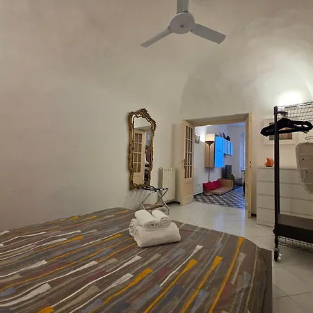 Old Town, Spacious Flat By The Sea And Wifi Lejlighed