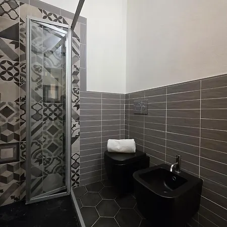 Old Town, Spacious Flat By The Sea And Wifi