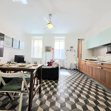 Lejlighed Old Town, Spacious Flat By The Sea And Wifi *
