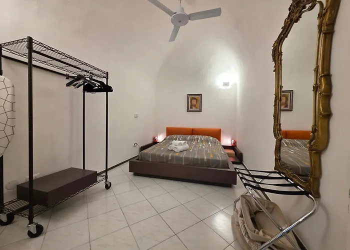 Old Town, Spacious Flat By The Sea And Wifi Apartment