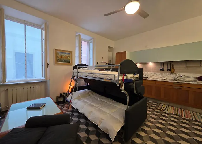 Old Town, Spacious Flat By The Sea And Wifi Daire